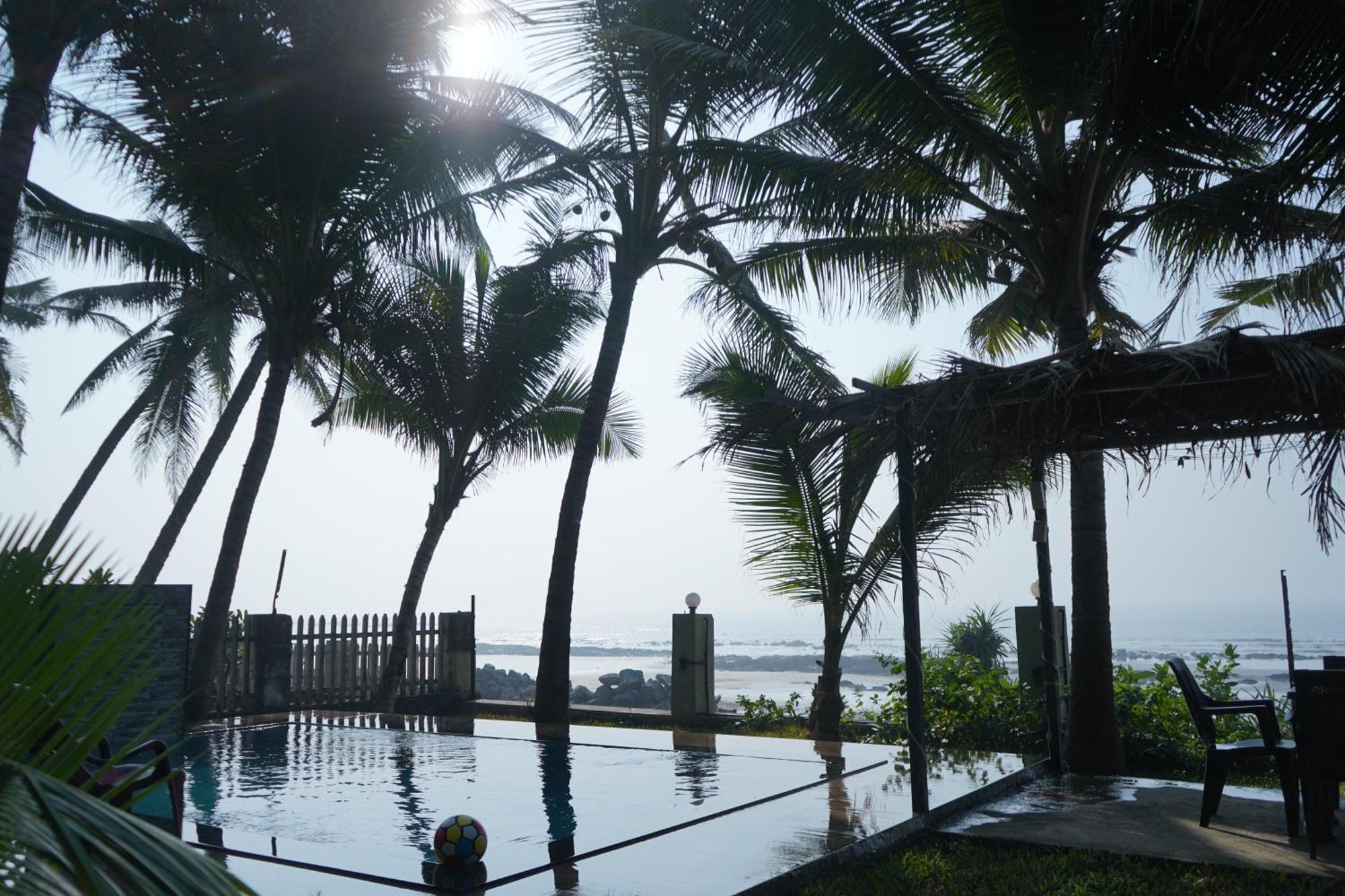 En Ocean Infinity Pool Villa Overlooking Sea ,Beach Touch Alibag Exterior photo