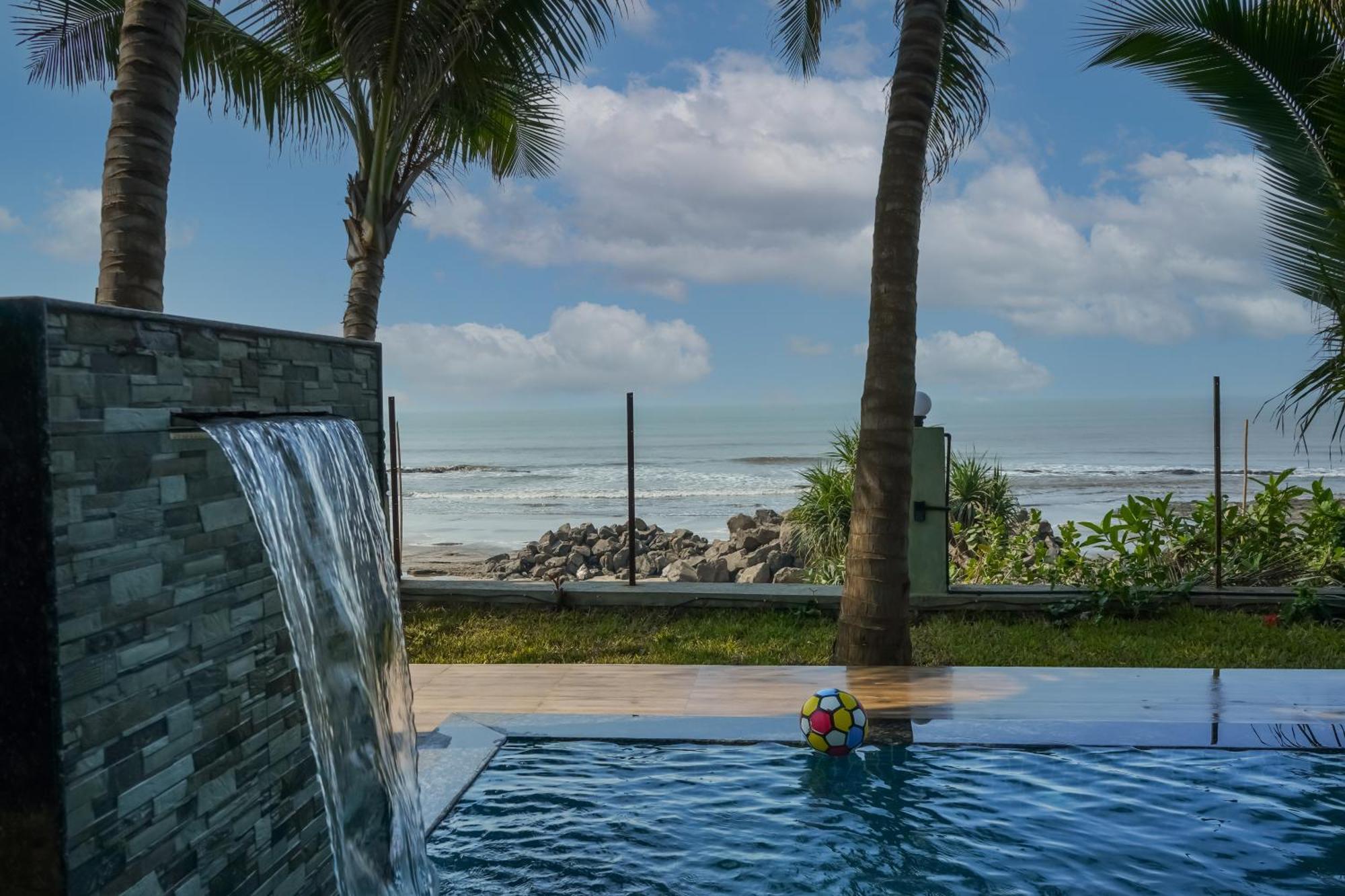 En Ocean Infinity Pool Villa Overlooking Sea ,Beach Touch Alibag Exterior photo